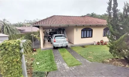 Casa com 4 quartos à venda na Rua Willy Tilp, --, Nova Brasília, Joinville, 150 m2 por R$ 635.000