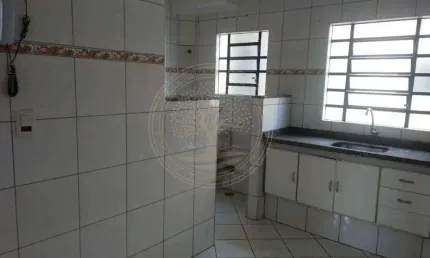 Apartamento para Venda em Itatiba, Condomínio Residencial Beija-Flor, 3 dormitórios, 1 banheiro, 1 vaga