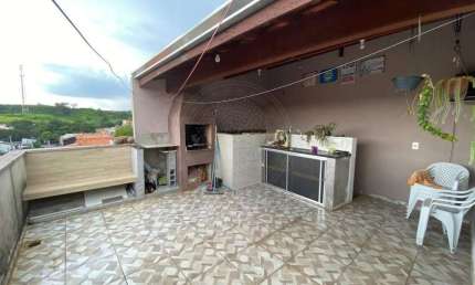 Casa para Venda em Itatiba, Parque São Francisco, 2 dormitórios, 1 suíte, 2 banheiros, 2 vagas