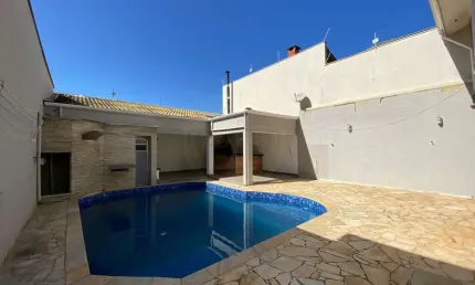 Casa para Venda em Itatiba, Giardino D` Itália, 3 dormitórios, 3 suítes, 6 banheiros, 2 vagas