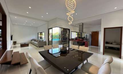 Luxuosa Residência para Locação no Interior de São Paulo