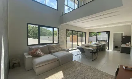 Casa em Condomínio para Venda em Itatiba, Condomínio Reserva Santa Rosa, 3 dormitórios, 1 suíte, 4 banheiros, 2 vagas
