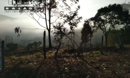 Terreno à venda na Um, Centro, Ouro Preto por R$ 180.000
