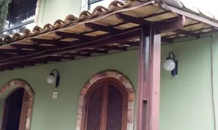 Casa com 5 quartos à venda na feliciano negrão, 350, santa rosa, belo horizonte por r$ 1.300.000