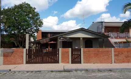Casa com 6 quartos para alugar na Antonio Vicente da Silva, 383, Ipanema, Pontal do Paraná por R$ 1.600 Por Dia