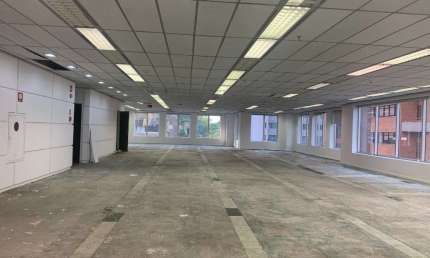 Edifício imponente, perfeito para ser novo endereço de sua empresa. Green building com certificação LEED.