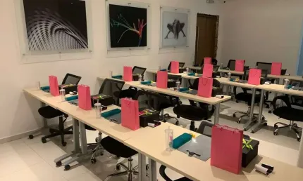 Sala comercial para alugar na Rua Andréa Paulinetti, 406, Jardim das Acacias, São Paulo
