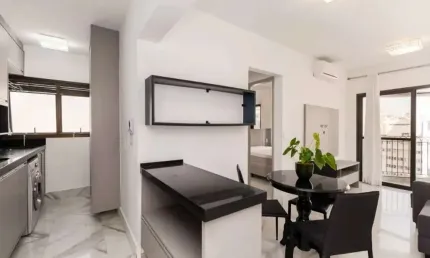 Alugue e viva com estilo no coração do itaim bibi! apartamento de 42m² com suíte e vaga.