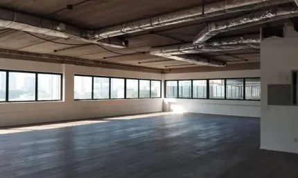 Sala comercial para alugar , na Barra Funda, 178m² e 4 vagas de garagem