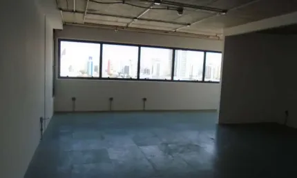 'Alugue Agora: Moderno Escritório Sustentável com 63,74 m² e 2 Vagas no Coração da Cidade!