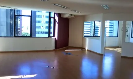 Sala comercial para alugar na Rua Geraldo Flausino Gomes, 42, Cidade Monções, São Paulo