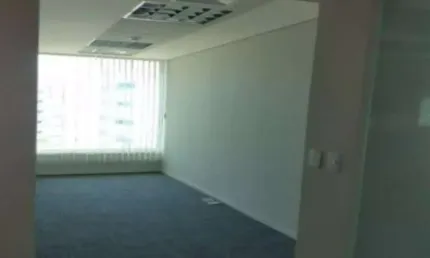 Sala comercial para alugar no Jardim São Luís, São Paulo 