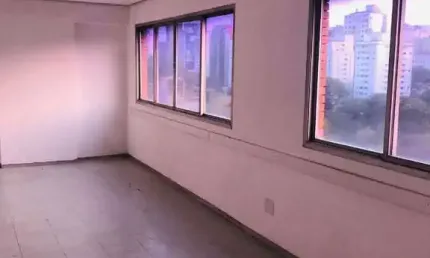 Sala comercial para alugar na Rua Vergueiro, 727, Liberdade, São Paulo