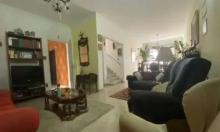 Casa com 3 quartos para alugar no Jardim das Acacias, São Paulo 