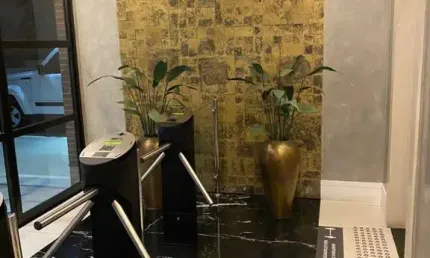Sala a venda no Paraiso, Up Concept - Design Offices, Rua Apeninos, Mobiliada , 1 VAGA, a 300 metros do Metrô Paraiso.