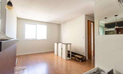 Apartamento à Venda - Vila Carmosina, 2 Quartos,  47 m2