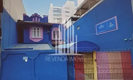 Casa Comercial no Jardim Paulista - São Paulo-SP: 2 Banheiros, 2 Vagas e 408m² de Área!