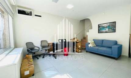 Casa para Locação no Brooklin Paulista: 4 Quartos, 2 Salas, 6 Banheiros, 4 Vagas de Garagem - Imperdível!
