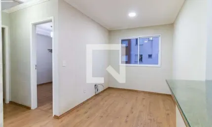 Apartamento à Venda - Vila Carmosina, 2 Quartos,  45 m2
