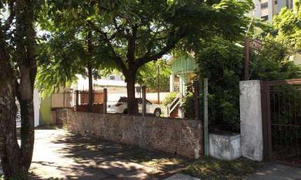 Terreno comercial à venda na Tristeza, Porto Alegre  por R$ 800.000