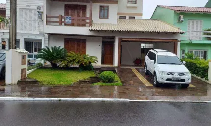 Casa com 3 quartos à venda no Cavalhada, Porto Alegre , 263 m2 por R$ 950.000