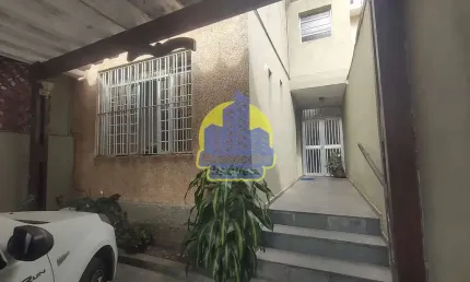 Casa com 3 quartos à venda no Jardim D'Abril, Osasco , 197 m2 por R$ 700.000