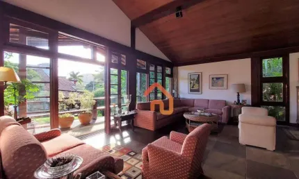 Condomínio - Casa de 3 quartos, 2 suítes, anexo, piscina e 6 vagas de garagem à venda, 387 m², R$ 2.600.000 - Itaipu - Niterói/RJ