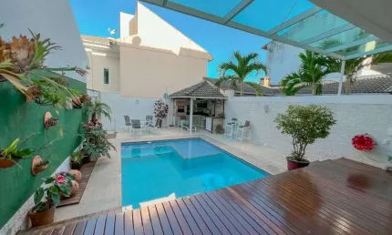 Casa com 3 dormitórios à venda, 230 m² por R$ 1.490.000,00 - Piratininga - Niterói/RJ