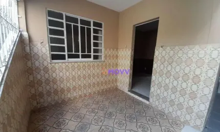Casa de um quarto, em ótima localização na entrada do Porto da Pedra!!!