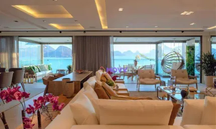 Luxuoso Apartamento Alto Padrão na Praia de Icaraí!  4 quartos, 4 suítes e 5 Vagas. Um por andar! Se você busca exclusividade, esse é o imóvel!!!