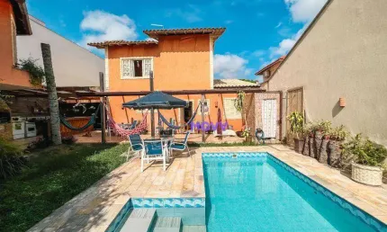 Casa com 5 dormitórios à venda, 300 m² por R$ 1.350.000,00 - Itaipu - Niterói/RJ
