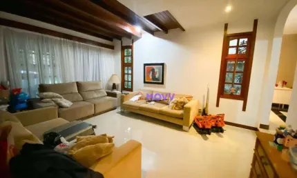 Casa duplex para venda dentro de Condomínio em Piratininga