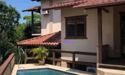 Casa em condomínio c/ 3 suítes, piscina, área gourmet, 160 m² de área construída em um terreno de 463 m² à venda por R$ 480.000,00 - Sape - Niterói/RJ