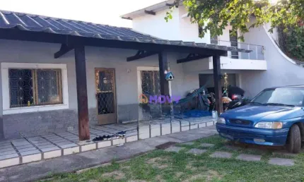 Casa à venda, 272 m²em 450 mts de terreno por R$ 650.000 - Itaipu - Niterói/RJ
