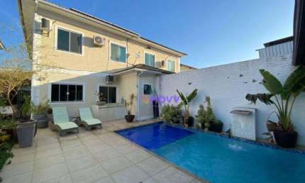 Casa com 4 quartos linda e bem localizada à  venda, 140 m² por R$ 970.000 - Piratininga - Niterói/RJ