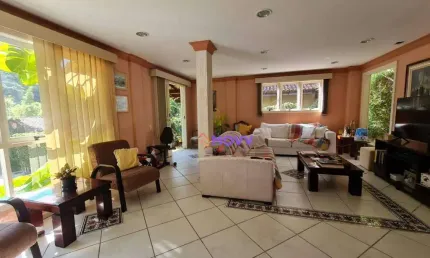 Casa com 4 dormitórios à venda, 230 m² por R$ 1.100.000,00 - Badu - Niterói/RJ