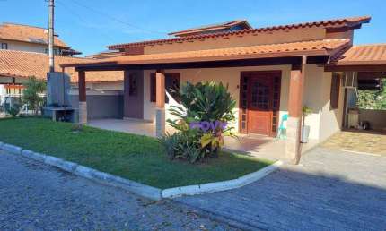 Casa à venda por R$ 690.000,00 - Maria Paula - Niterói/RJ
