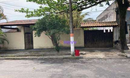 Casa com 4 dormitórios à venda, 220 m² por R$ 940.000,00 - Ponta Negra - Maricá/RJ