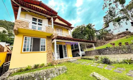 Casa com 3 quartos  à venda, 206 m² por R$ 1.490.000 - Piratininga - Niterói/RJ