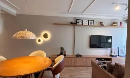 Apartamento Reformado e Mobiliado 84m² - Av Cerro Azul