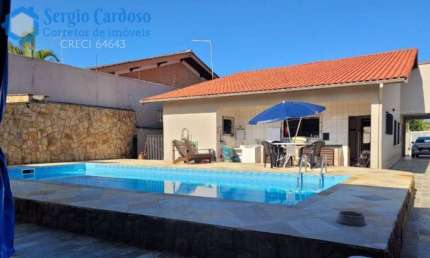 CASA NA PRAIA A 100M DO MAR 5 QUARTOS  REGIÃO NOBRE ITANHAÉM SP