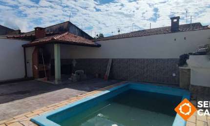 CASA LINDA  3 QUARTOS PISCINA ÁREA NOBRE  250 M MAR ITANHAÉM SP