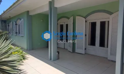 CASA 3 QUARTOS  1 SUÍTE LOCAL NOBRE 100 M DO MAR ITANHAÉM SP