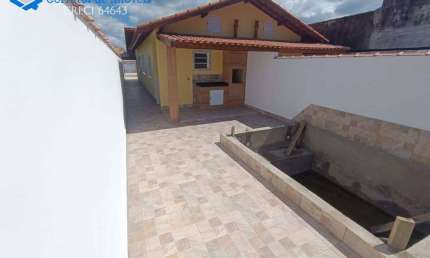 CASA NOVA 2 QUARTOS PISCINA E ÁREA GOURMET LADO PRAIA ITANHAÉM SP