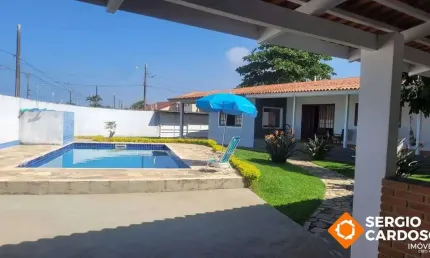 CASA 4 SUITES PISCINA E AREA GOURMET A 300M DO MAR  EDÍCULA ITANHAEM SP