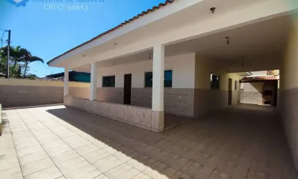 CASA  3 QUARTOS 3 SUÍTES - PRÓXIMO A PRAIA E A TODOS COMÉRCIOS  ITANHAÉM SP