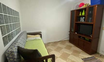 OPORTUNIDADE! kitnet localizado no maior centro comercial de Praia Grande!