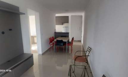 Apartamento semi novo mobiliado disponível para locação e venda no Ed. Residencial Pádua Pinhais.