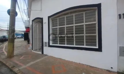 Casa com 3 quartos à venda na Vila Hortência, Sorocaba 