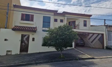 CASA À VENDA NO JARDIM PRESTES DE BARROS - SOROCABA/SP